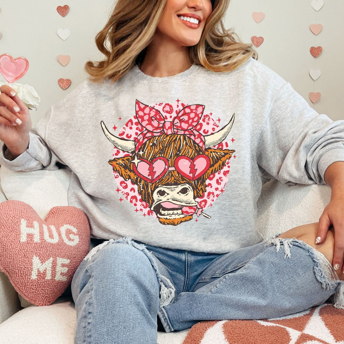 Lovey the Highland Cow Unisex Heavy Blend™ Crewneck Sweatshirt