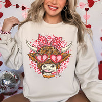 Lovey the Highland Cow Unisex Heavy Blend™ Crewneck Sweatshirt